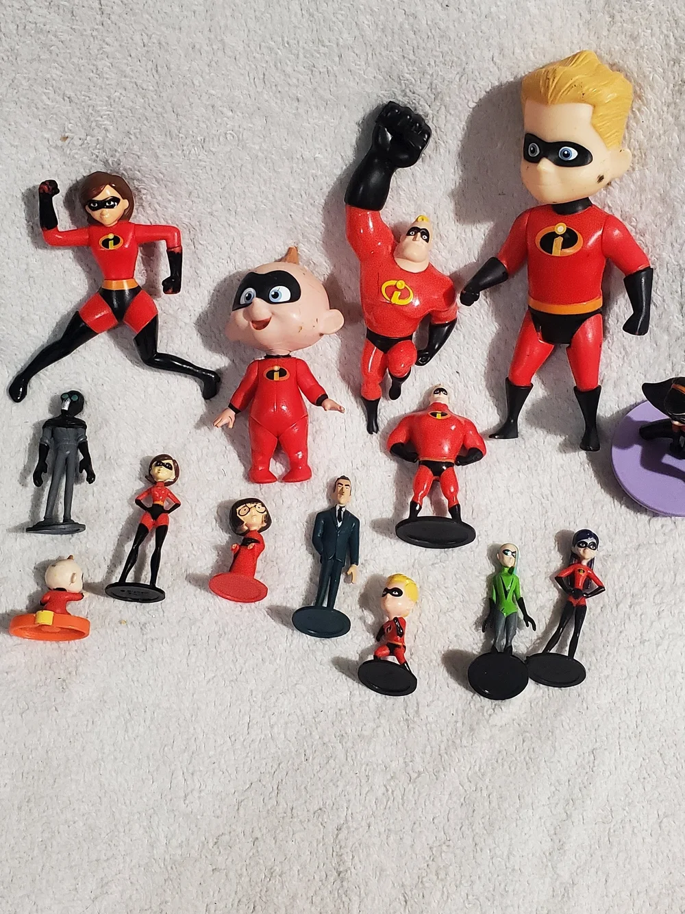 Incredible Figurine Set - Kids Toys